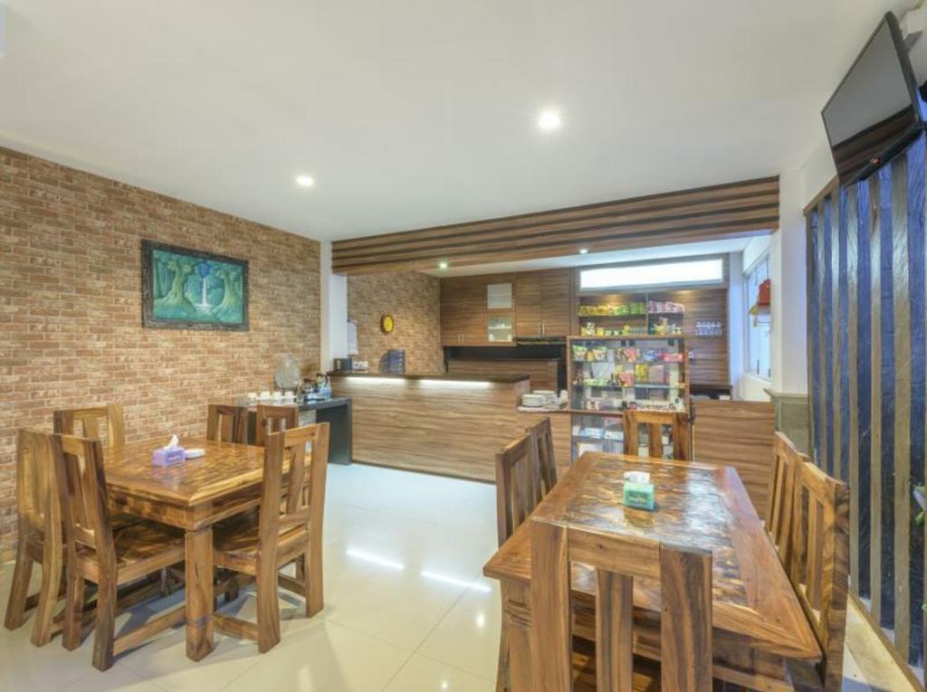 Lowcost Bed & Breakfast Jimbaran Exterior foto